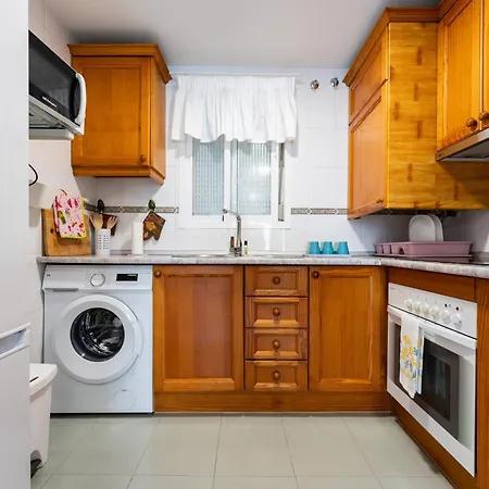 Pacos Vistamar Apartment *
