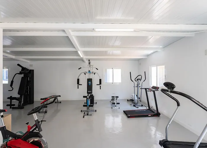 Pacos Vistamar フエンヒロラ